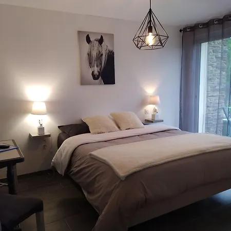 Couette-café La Bergerie Du Mesnil Livry (Calvados)